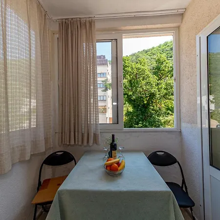 Apartment Knezevic Petrovazzo Esterno foto