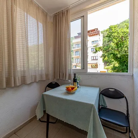 Apartment Knezevic Petrovazzo Esterno foto