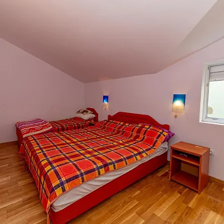 Apartment Knezevic Petrovazzo Esterno foto